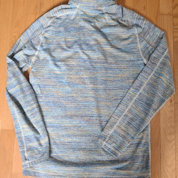 Lululemon Men's Quarter Zip shirt - Picture 3 of 4